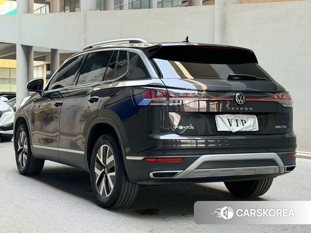 Volkswagen Tanyue 2022 Темно-серый из Китая, фото 4