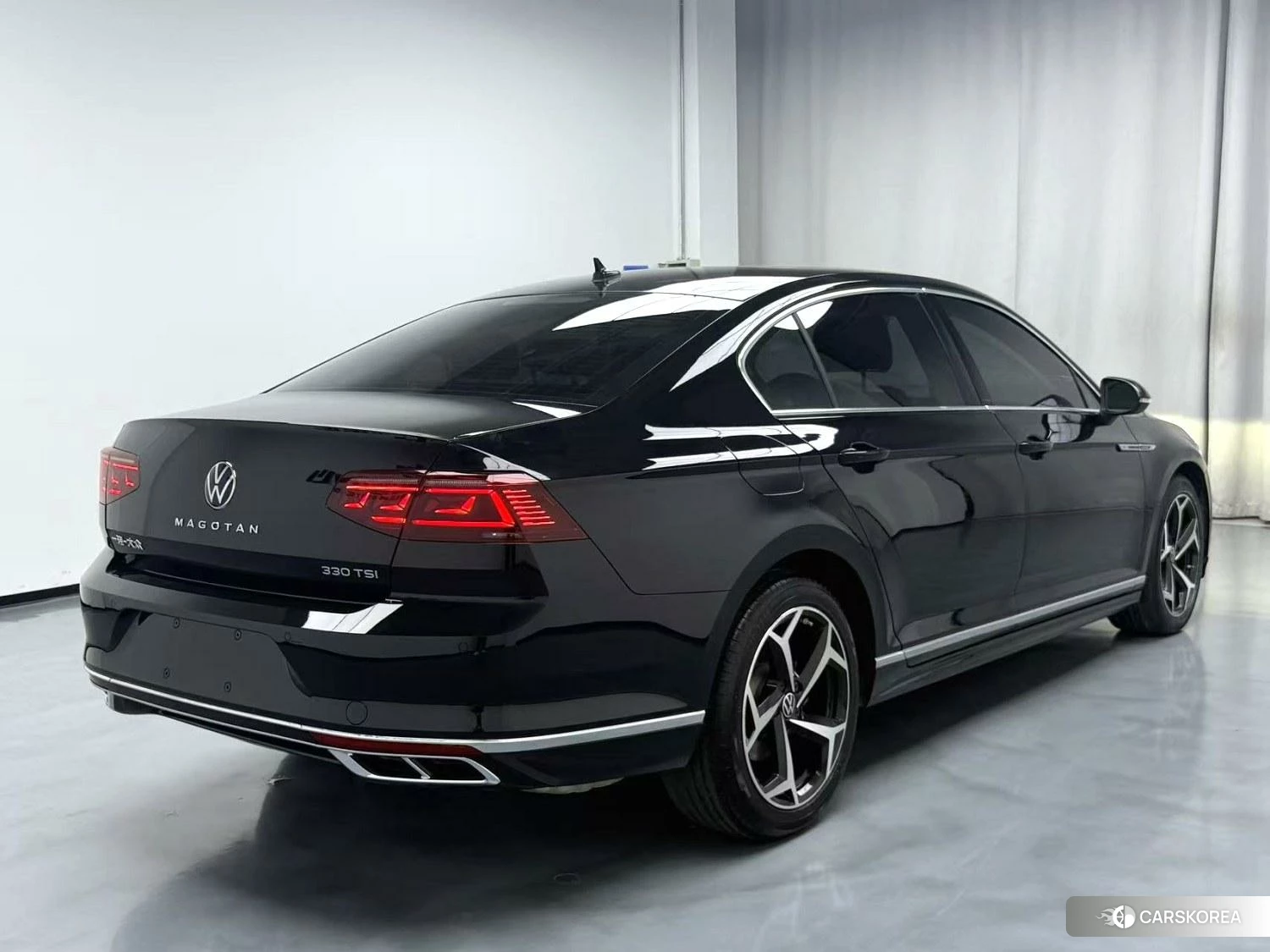 Volkswagen Magotan 2022 Черный из Китая, фото 6
