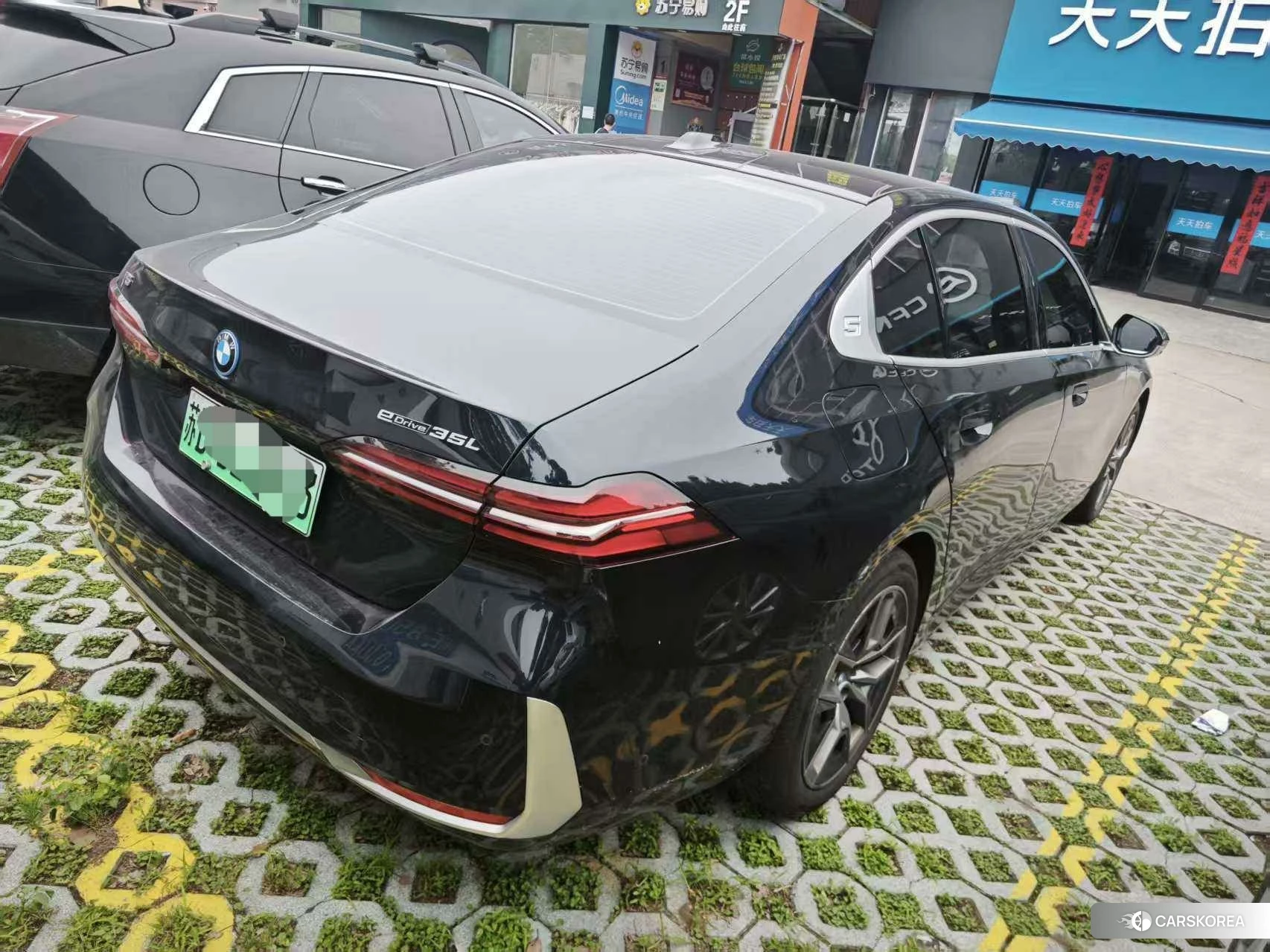 BMW i5 2024 Черный из Китая, фото 3