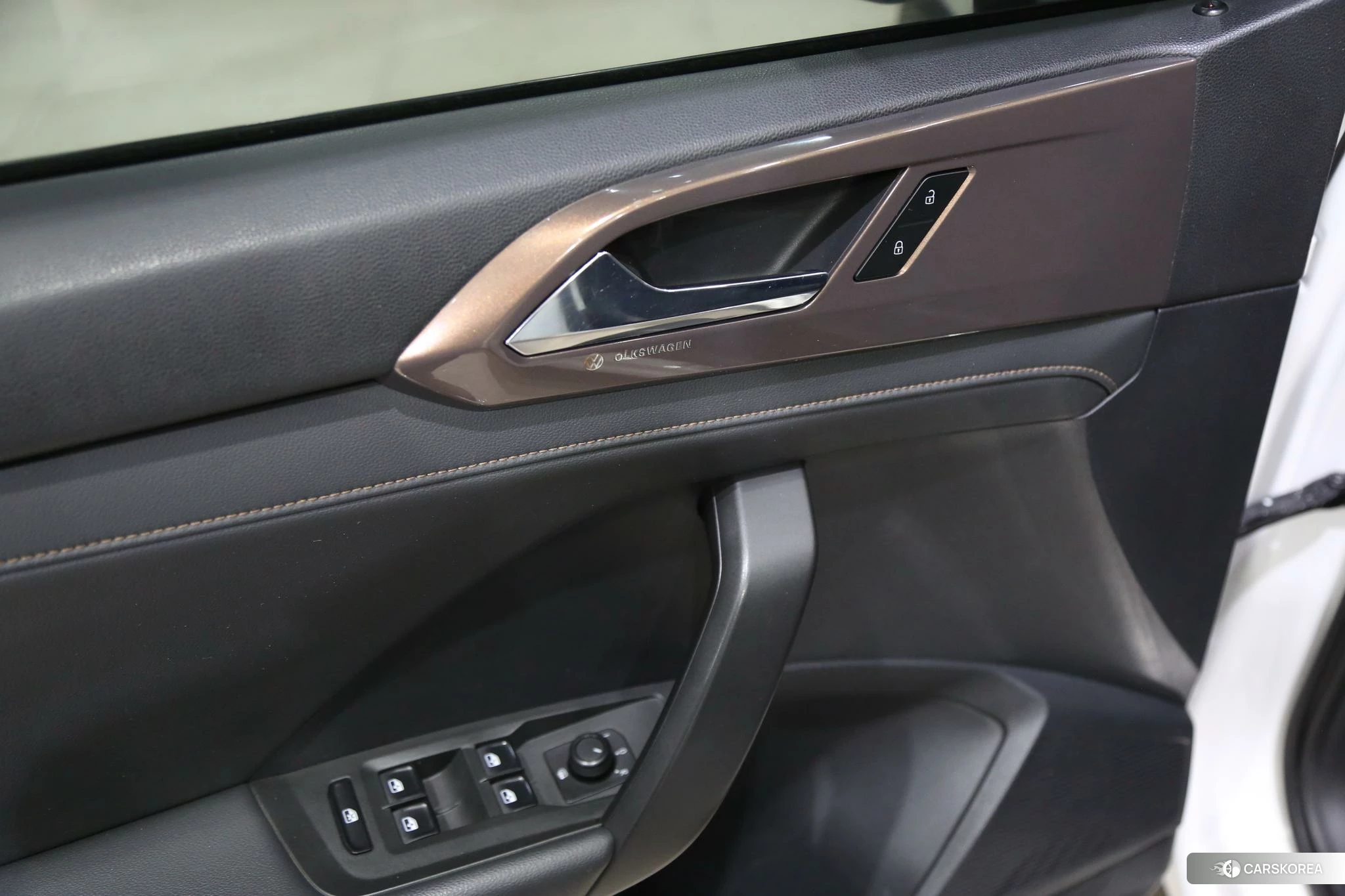 Volkswagen Tuyue id 4493107 из Китая 17