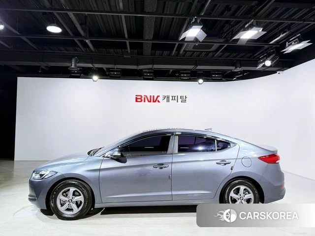 Hyundai Avante AD id 3808436 из Кореи 13