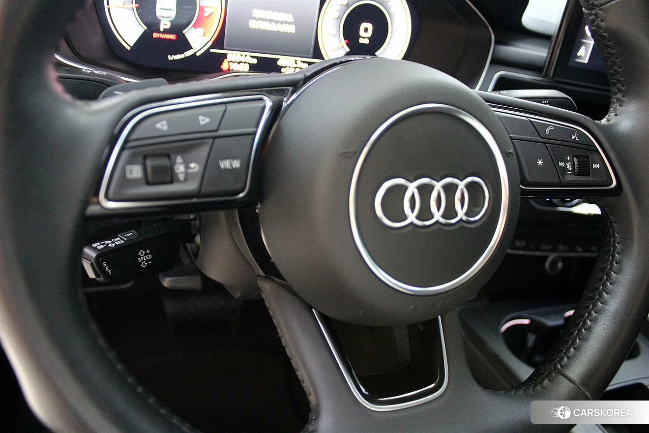 Audi A4L id 4505001 из Китая 12