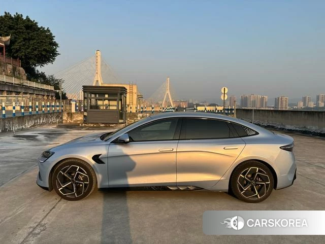 BYD seal 2023 Синий из Китая, фото 4