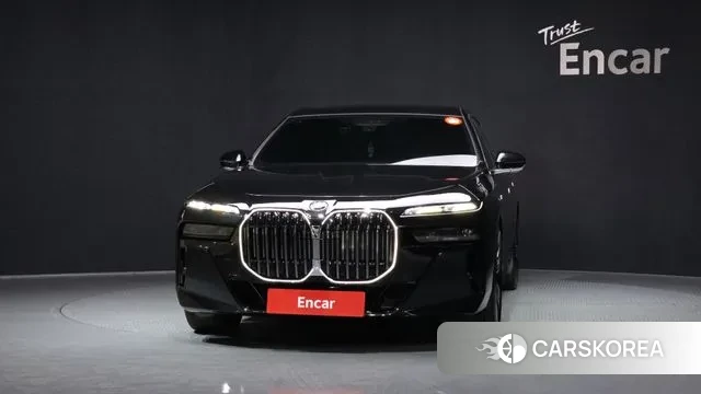 BMW 7 Series (G70) id 3776313 из Кореи 13