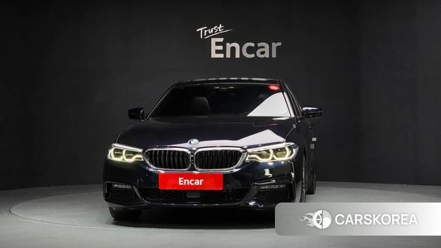 BMW 5 Series (G30) id 3872973 из Кореи 13