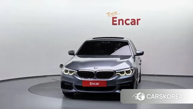 BMW 5 Series (G30) id 3024075 из Кореи 13