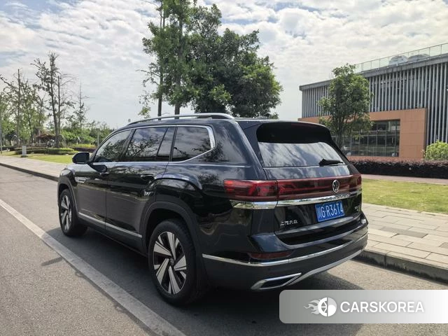Volkswagen Tourang id 4314128 из Китая 10