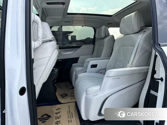 Buick GL8 PHEV 2025 Белый из Китая, фото 4