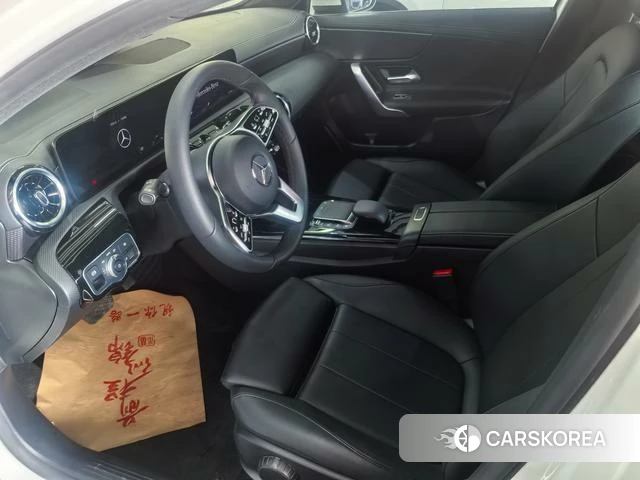 Mercedes-Benz Class A 2021 Белый из Китая, фото 3
