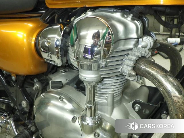 Engine photo