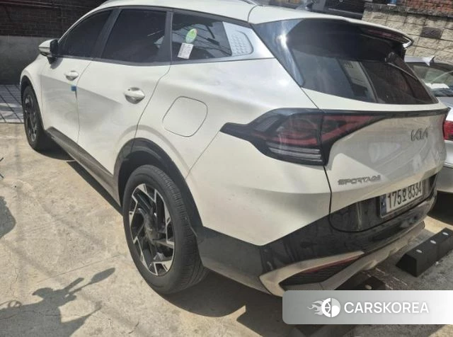 Kia Sportage 5th Generation 2023 Белый из Кореи, фото 3