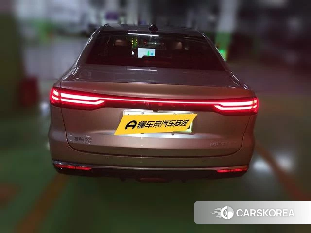 Geely Galaxy Galaxy Sparkle 6 2026 Темно-серый из Китая, фото 3