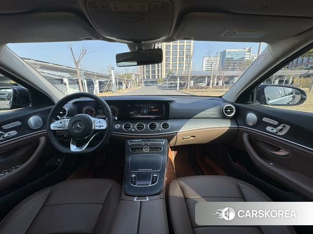 Mercedes-Benz E-class id 4210859 из Китая 16