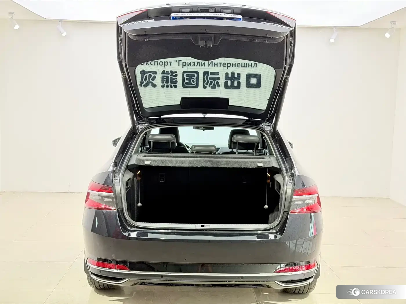 Skoda Superb id 4629574 из Китая 8