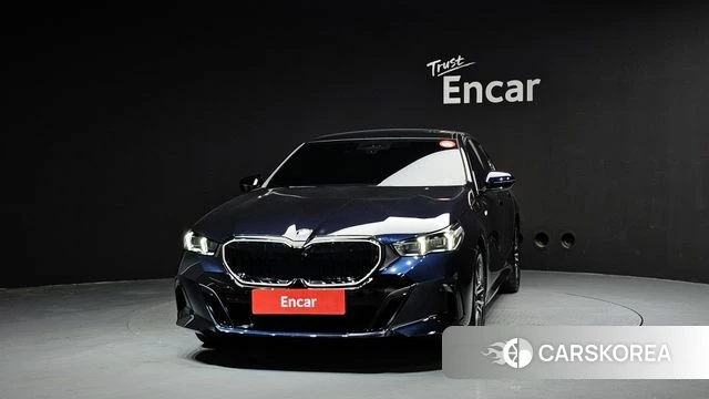 BMW 5 Series (G60) id 3921510 из Кореи 13