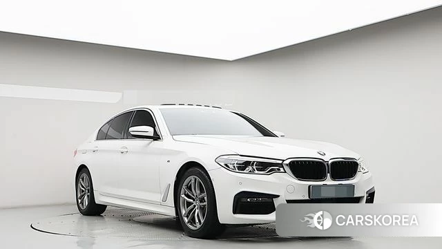 BMW 5 Series (G30) id 4881927 из Кореи 13
