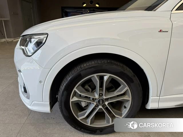 Audi Q3 id 4359480 из Китая 9