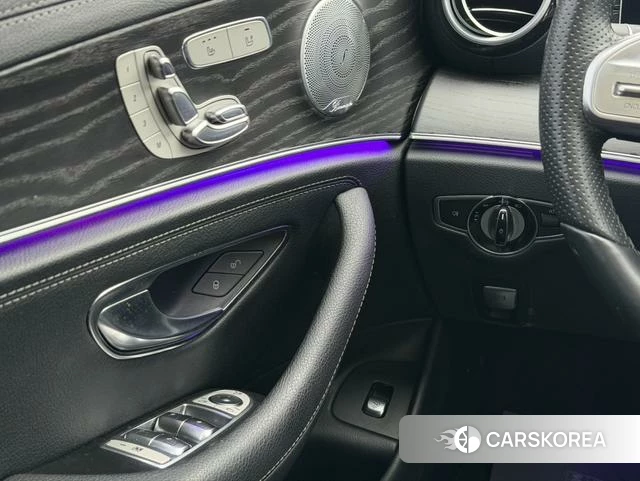 Mercedes-Benz E-class id 4212406 из Китая 23