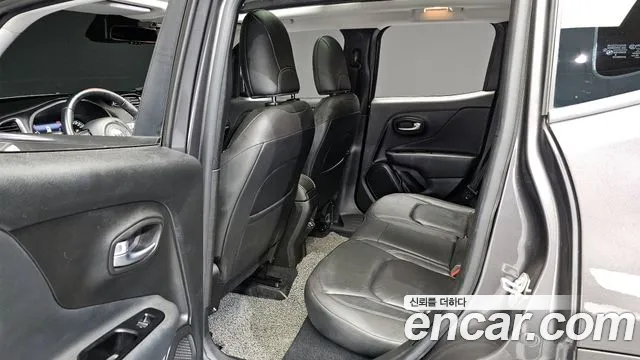 Jeep Renegade id 2586290 из Кореи 13