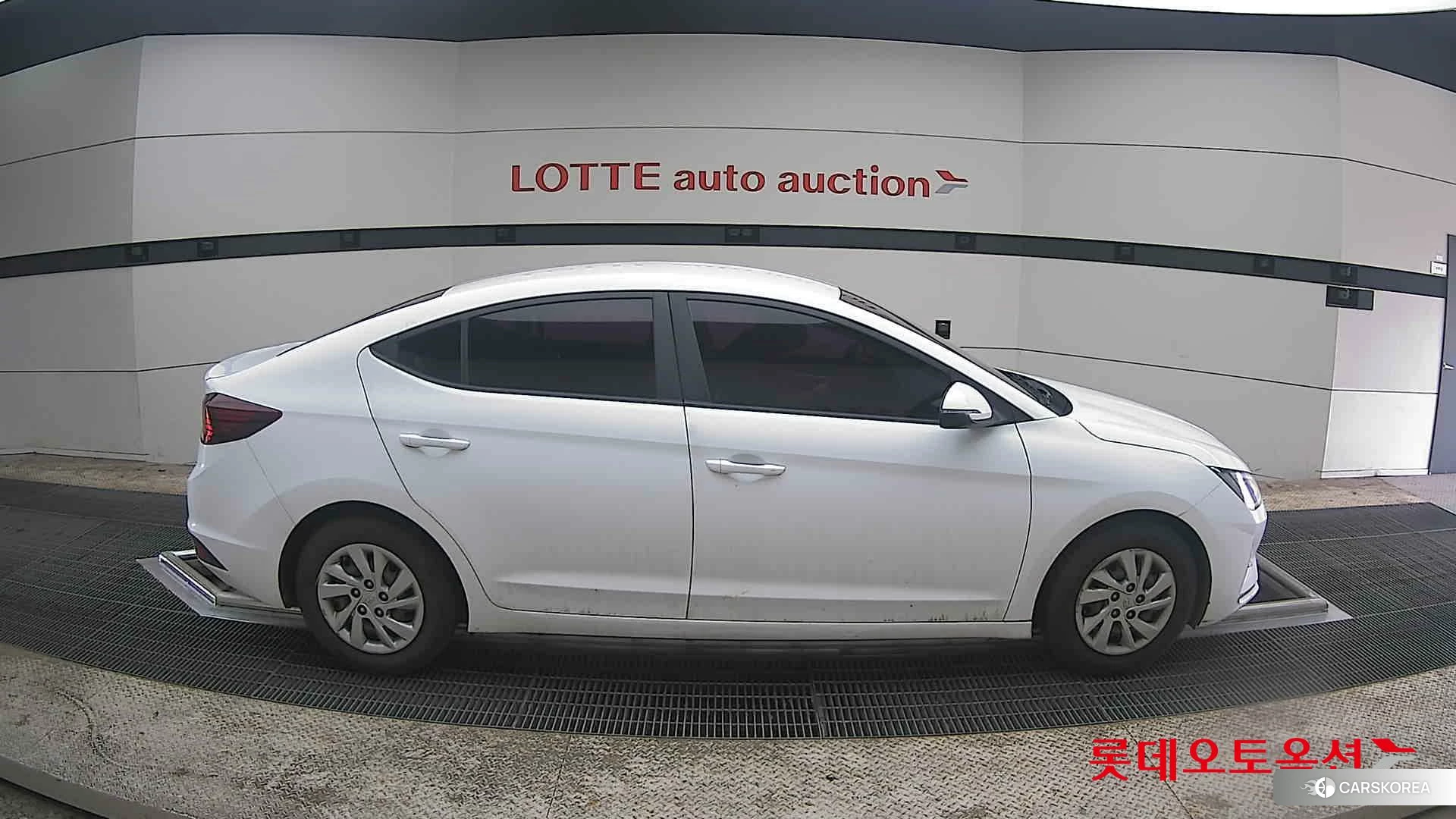 Hyundai Avante id 3888348 из Кореи 23