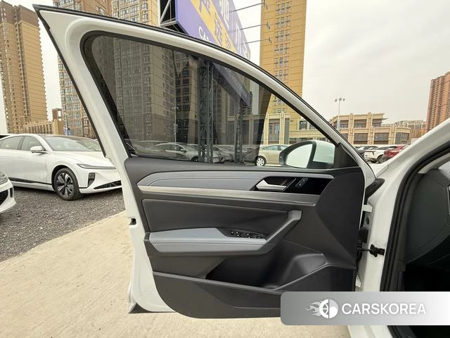 Volkswagen Lavida id 4271568 из Китая 9