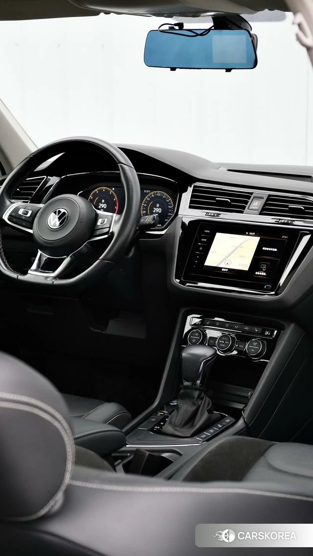 Volkswagen Tiguan L 2021 Белый из Китая, фото 6
