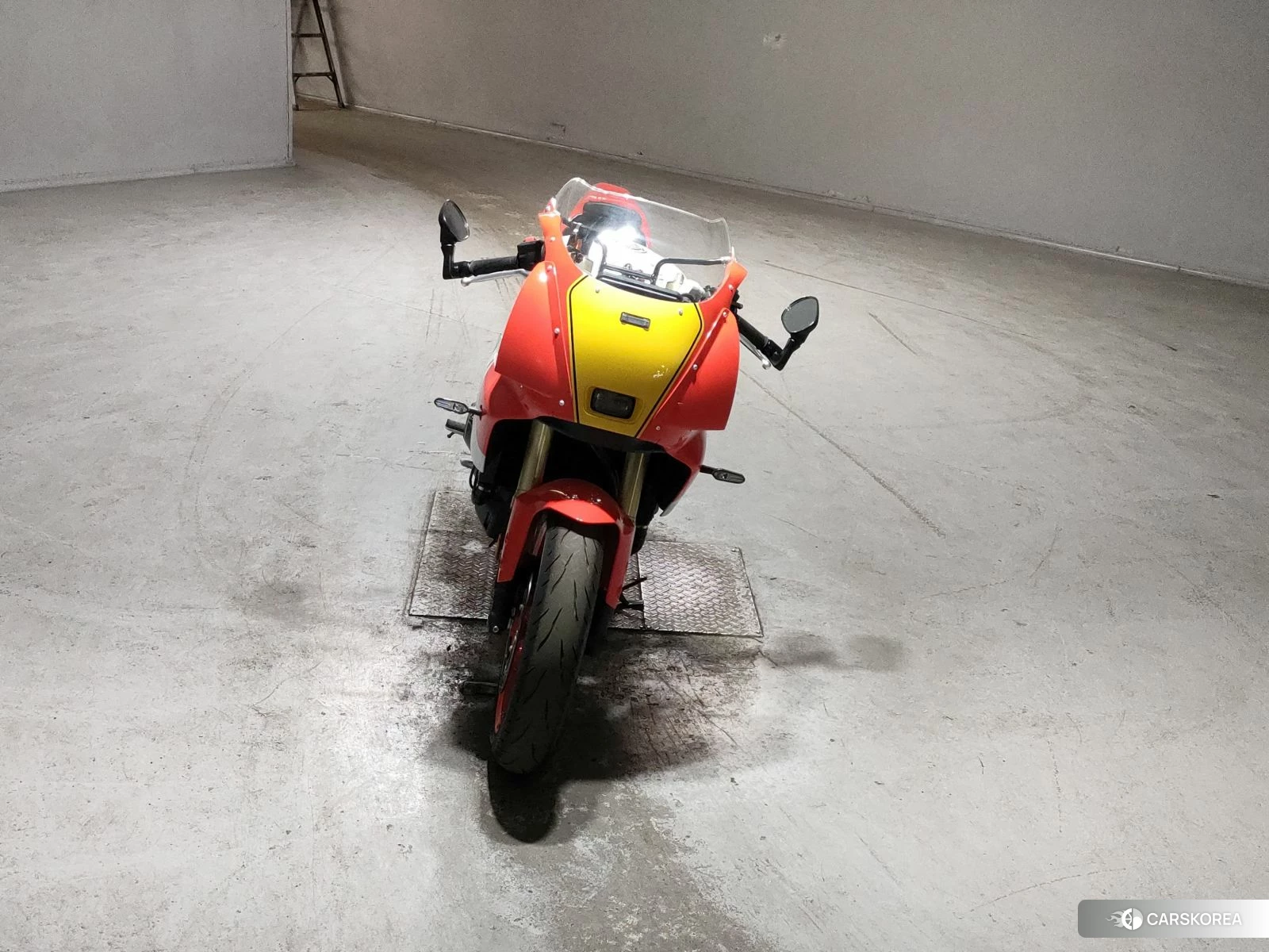 Yamaha XSR900GP 2025 из Японии, фото 2