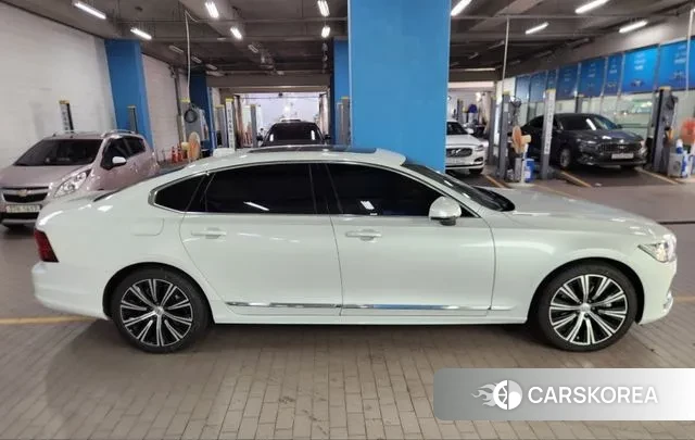 Volvo S90 2024 Белый из Кореи, фото 3