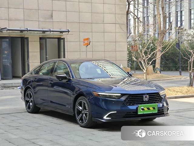 Honda Accord PHEV id 4262042 из Китая 21