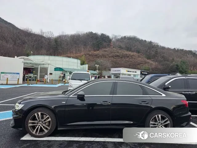 Audi A6 (C8) 2020 Черный из Кореи, фото 3