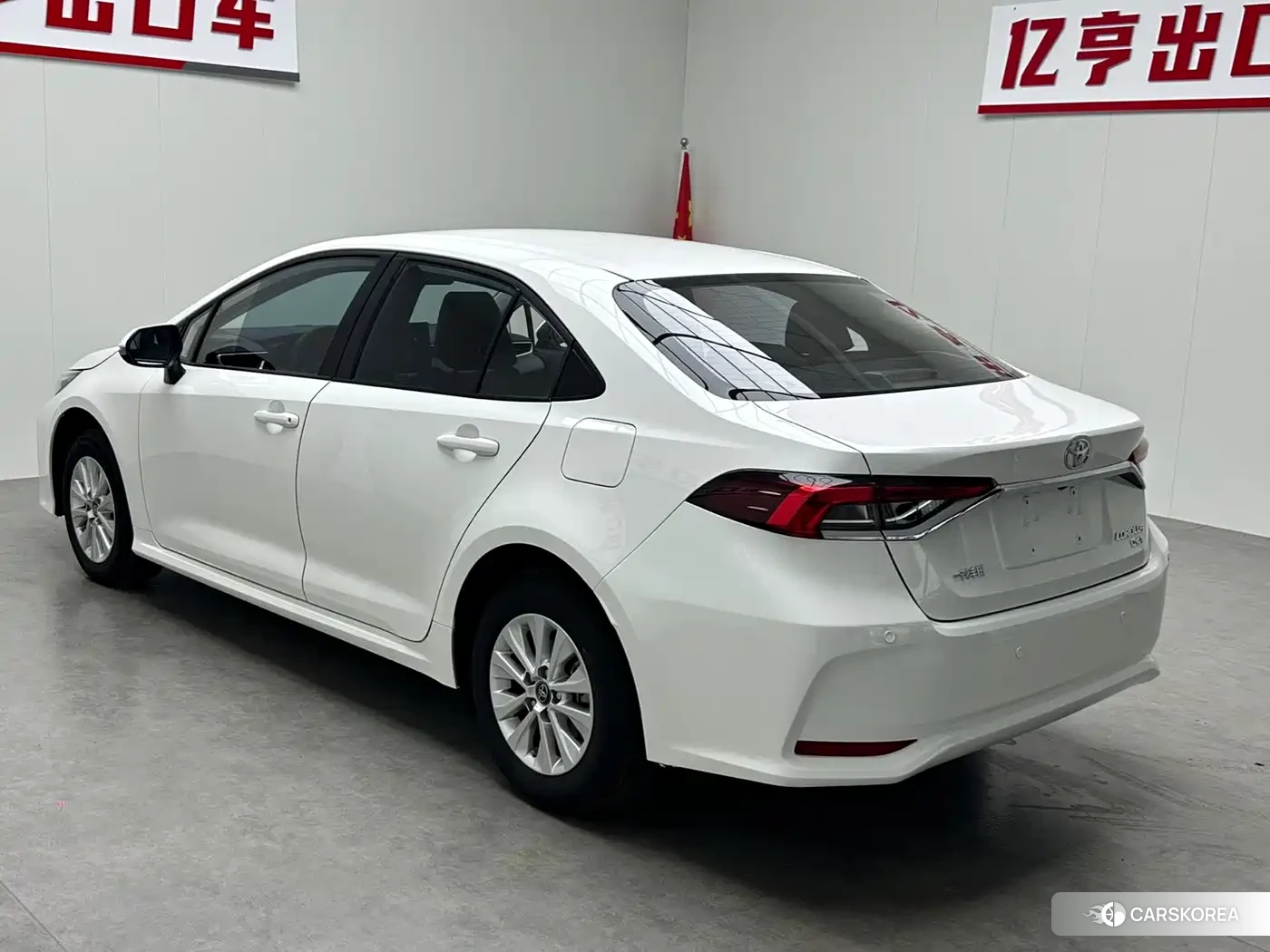 Toyota Corolla id 4674282 из Китая 13