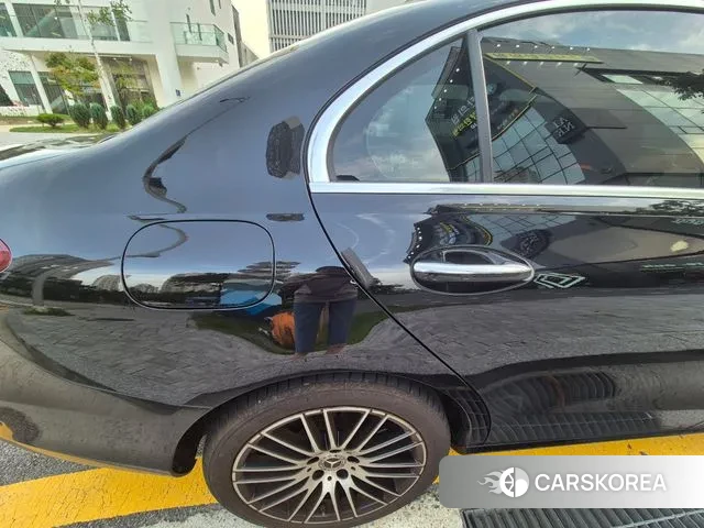 Mercedes-Benz C-Class W206 2024 Черный из Кореи, фото 3