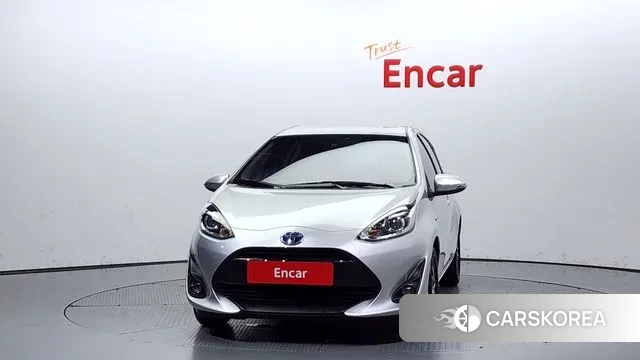 Toyota Prius C id 3061014 из Кореи 13