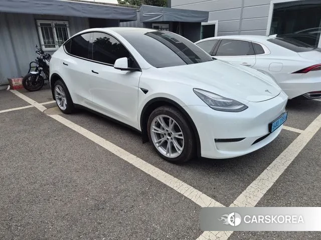 Tesla Model Y 2022 Белый из Кореи, фото 3