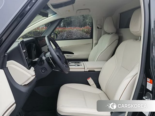 Lexus LM 2024 Черный из Китая, фото 5