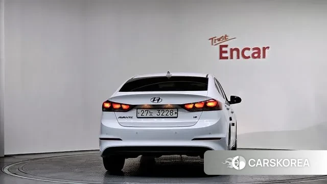 Hyundai Avante AD id 3602420 из Кореи 13