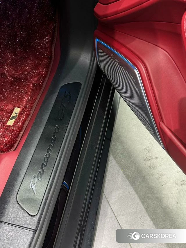 Porsche Panamera id 3890035 из Китая 8