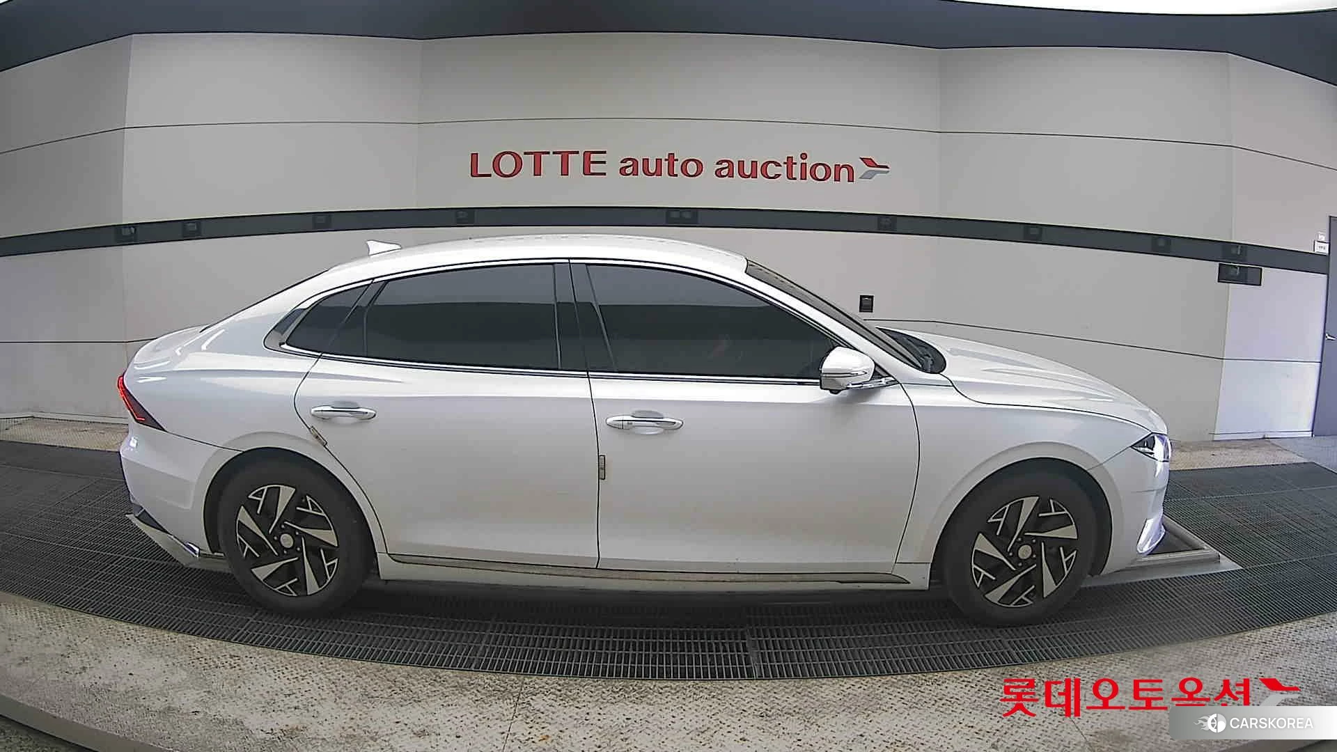 Hyundai Grandeur Hybrid id 4289317 из Кореи 23