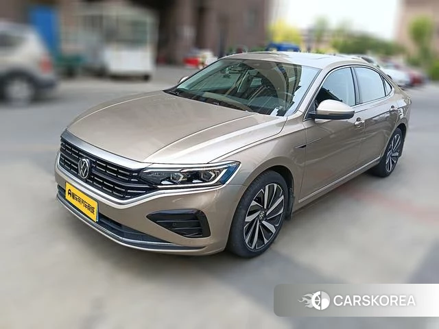 Volkswagen Passat 2021 Шампань из Китая, фото 3