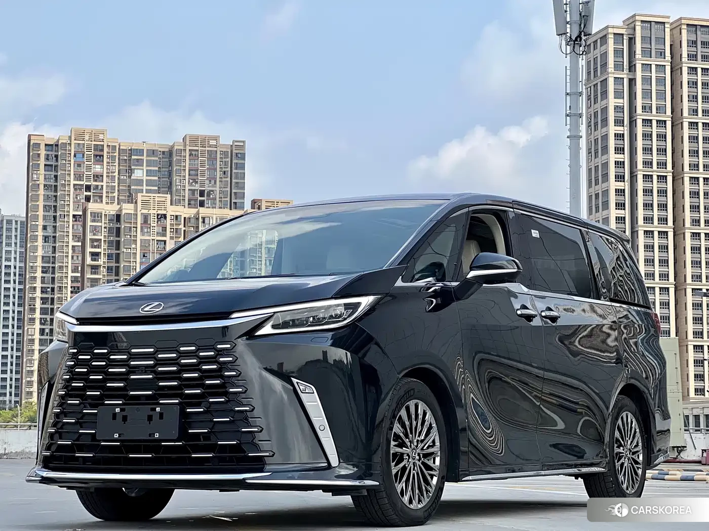 Lexus LM id 4600514 из Китая 19