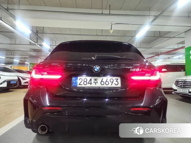 BMW 1 Series (F40) id 3827514 из Кореи 13