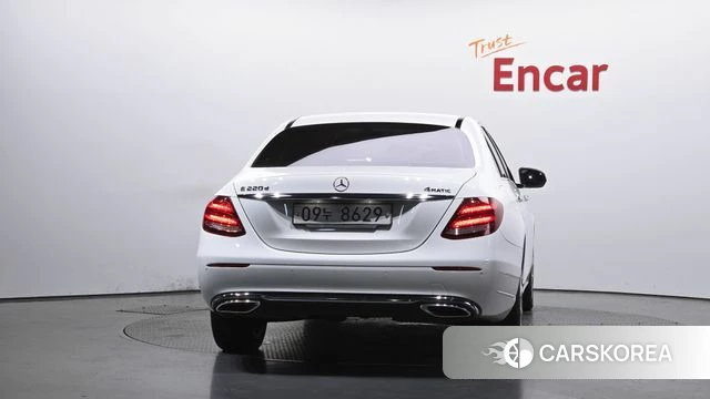 Mercedes-Benz E-Class W213 id 4403187 из Кореи 23
