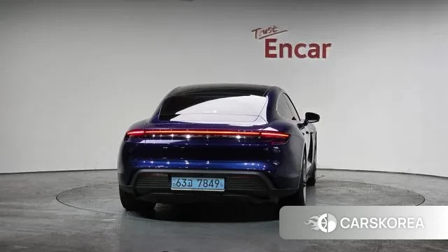 Porsche Taycan id 3645516 из Кореи 13