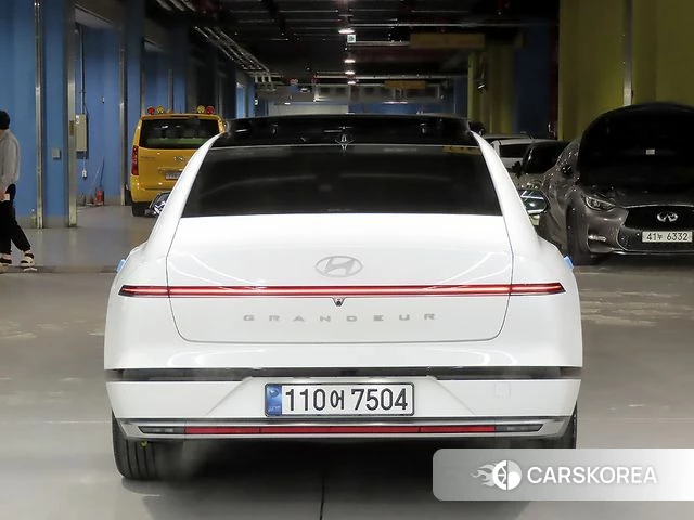 Hyundai Grandeur (GN7) id 3858639 из Кореи 13