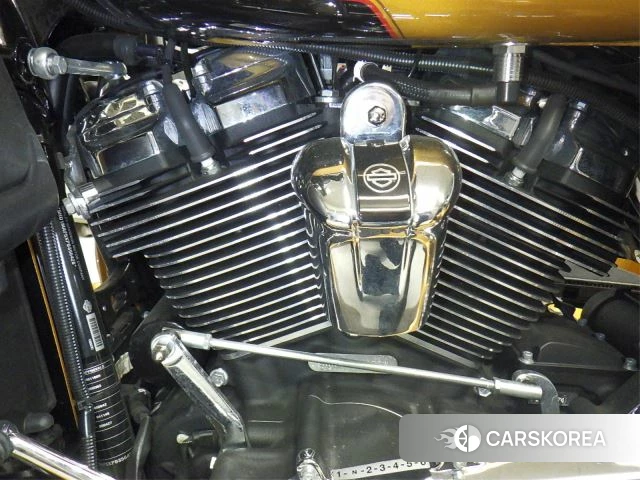 Engine photo