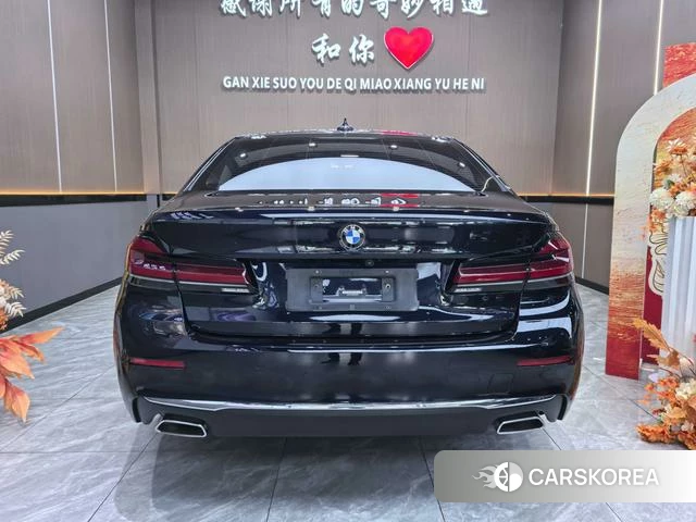 BMW 5 series 2021 Черный из Китая, фото 3