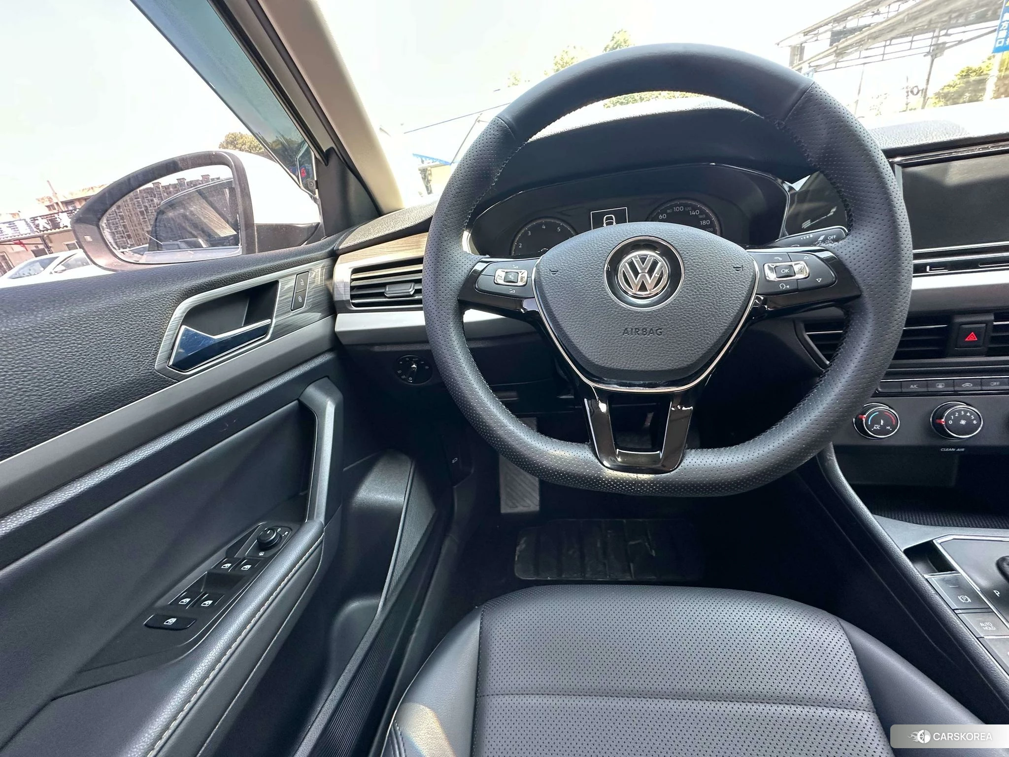 Volkswagen Lavida id 4420289 из Китая 10