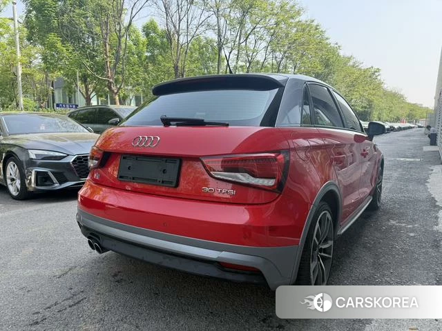 Audi A1 2018 Красный из Китая, фото 3