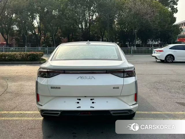 Dongfeng Fengshen Yi Hyun 2021 Белый из Китая, фото 3