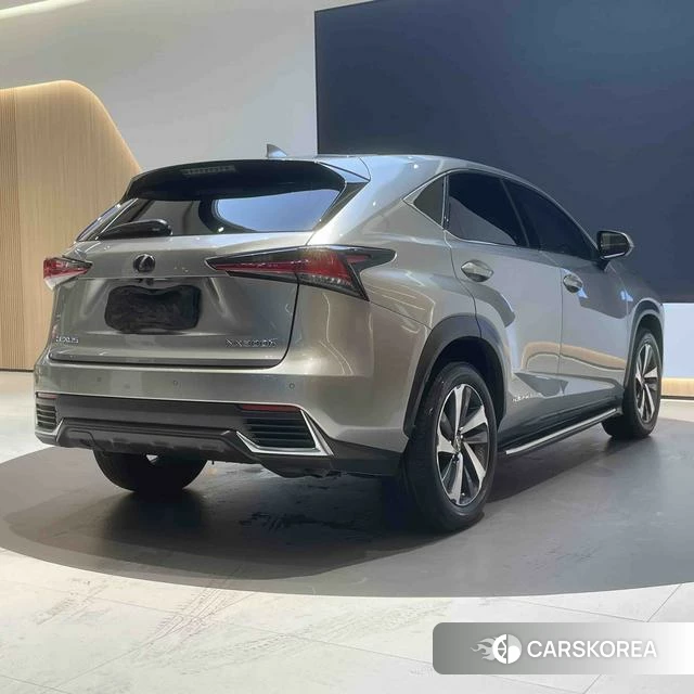 Lexus NX id 4221707 из Китая 23